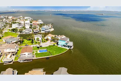 1302 & 1306 Maui Drive, Tiki Island, TX 77554 - Photo 6