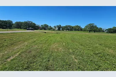 1601 Old Henry Court, Angleton, TX 77515 - Photo 14