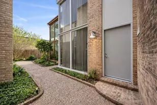 6311 Riverview Way, Houston, TX 77057 - Photo 2