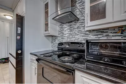 10189 Beekman Place Drive, Houston, TX 77043 - Photo 18