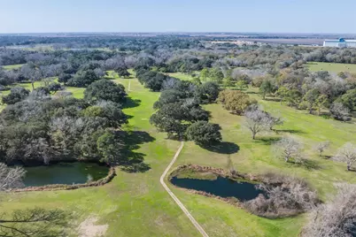 2604 Patriot Run, Bay City, TX 77414 - Photo 24