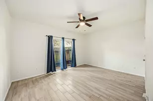 2100 Tanglewilde St, Houston, TX 77063 - Photo 10