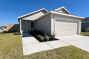12526 Mountain Daisy Rd, Houston, TX 77038 - Photo 2