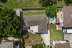 2023 1/2 Hollywood Ave, Galveston, TX 77551 - Photo 38