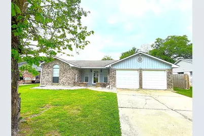 128 Houston Street, Angleton, TX 77515 - Photo 1