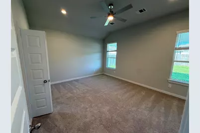 8739 Mallow Rose Way, Rosharon, TX 77583 - Photo 4