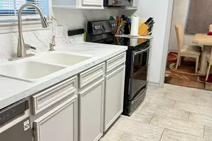 1410 S Dance Dr, West Columbia, TX 77486 - Photo 24