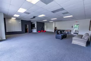 425 E Obryant St, Bellville, TX 77418 - Photo 12