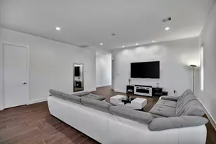 5507 Robusto Pl, Houston, TX 77091 - Photo 10
