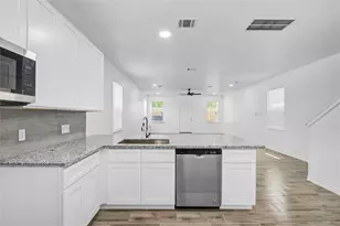 9932 Fillmore St, Houston, TX 77029 - Photo 6