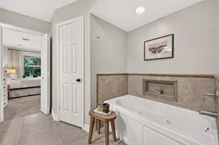 11423 Highgrove Dr, Houston, TX 77077 - Photo 22