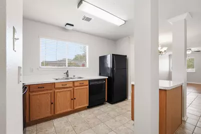 1549 Nichole Woods Drive, Houston, TX 77047 - Photo 6