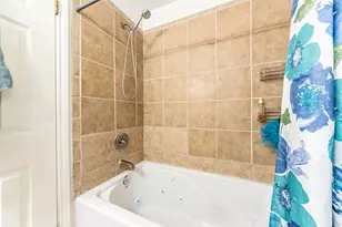 405 Avondale Ln, Friendswood, TX 77546 - Photo 32