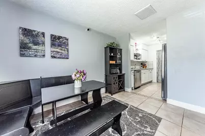 405 Avondale Lane, Friendswood, TX 77546 - Photo 14