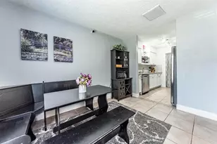 405 Avondale Ln, Friendswood, TX 77546 - Photo 14