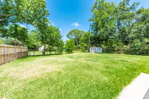 405 Avondale Ln, Friendswood, TX 77546 - Photo 36