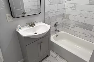 702 Westshire Dr, Houston, TX 77013 - Photo 10