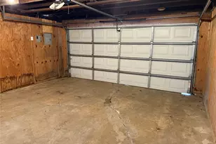 702 Westshire Dr, Houston, TX 77013 - Photo 12