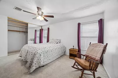 2025 Hillshire Drive, Deer Park, TX 77536 - Photo 4