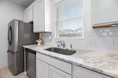 12231 Carling Straight Drive, Houston, TX 77044 - Photo 14