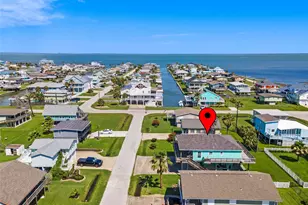 3923 Reeves Dr, Galveston, TX 77554 - Photo 36