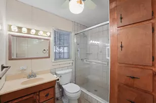 2109 Gentry St, Houston, TX 77009 - Photo 16