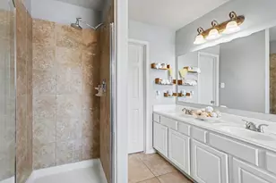 9719 Opal Rock Dr, Rosharon, TX 77583 - Photo 20