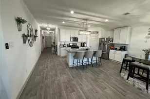 827 Teal Moon Dr, Rosharon, TX 77583 - Photo 4