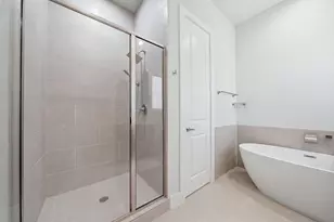 1902 Hollister Spruce Ln, Houston, TX 77080 - Photo 26
