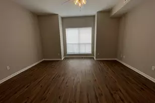 3100 Walnut Bend Ln, Houston, TX 77042 - Photo 20