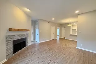 3100 Walnut Bend Ln, Houston, TX 77042 - Photo 8