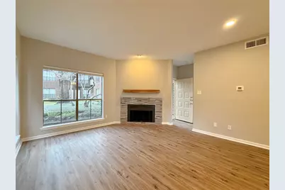 3100 Walnut Bend Lane #223, Houston, TX 77042 - Photo 6