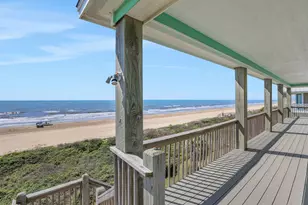 2396 Sand Drift Ln, Crystal Beach, TX 77650 - Photo 48