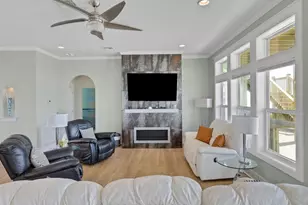 2396 Sand Drift Ln, Crystal Beach, TX 77650 - Photo 6