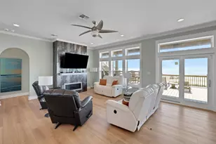 2396 Sand Drift Ln, Crystal Beach, TX 77650 - Photo 14