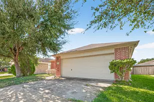 8426 Garrett Green Ln, Richmond, TX 77407 - Photo 2