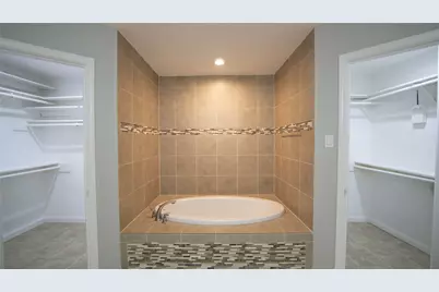 3406 Deerwood Lane, Missouri City, TX 77459 - Photo 22