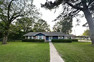 1015 Dogwood Ave, Livingston, TX 77351 - Photo 1