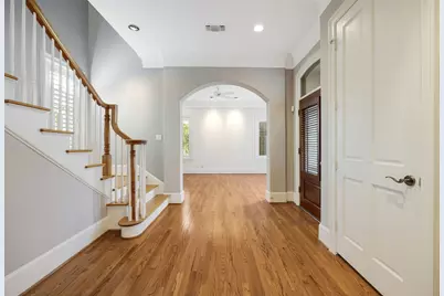 2426 Nantucket Drive #D, Houston, TX 77057 - Photo 4