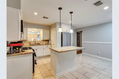 9934 Tiltree Street, Houston, TX 77075 - Photo 10