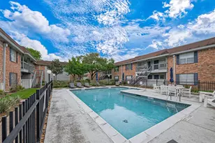 2350 Bering Dr, Houston, TX 77057 - Photo 14