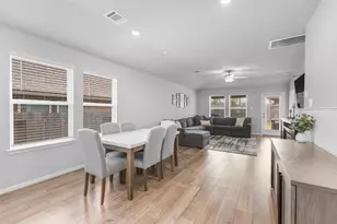 18581 Meadow Point Ln, Conroe, TX 77316 - Photo 10