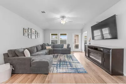 18581 Meadow Point Lane, Conroe, TX 77316 - Photo 14