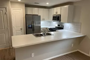 132 Pine Bend Ct, Magnolia, TX 77354 - Photo 6