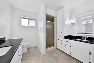 9411 Roos Rd, Houston, TX 77036 - Photo 28