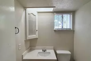 7731 Melanie St, Houston, TX 77016 - Photo 10