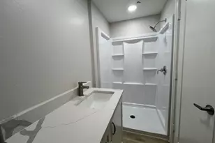 407 Walton St, Houston, TX 77009 - Photo 12