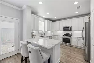 10340 Dominion Ct, Port Arthur, TX 77640 - Photo 10