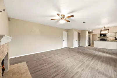 16047 Pinyon Creek Drive, Houston, TX 77095 - Photo 8