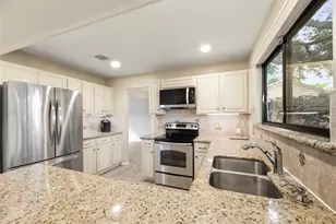 16047 Pinyon Creek Dr, Houston, TX 77095 - Photo 4
